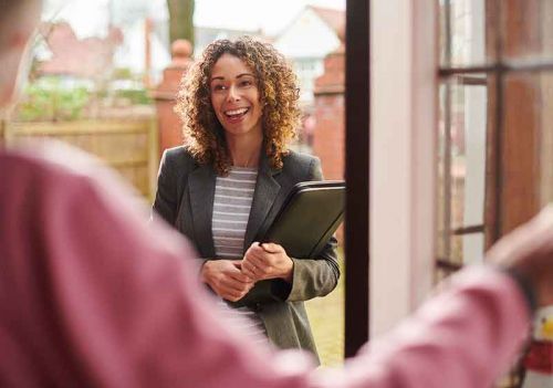 cqc inspector at care clients home